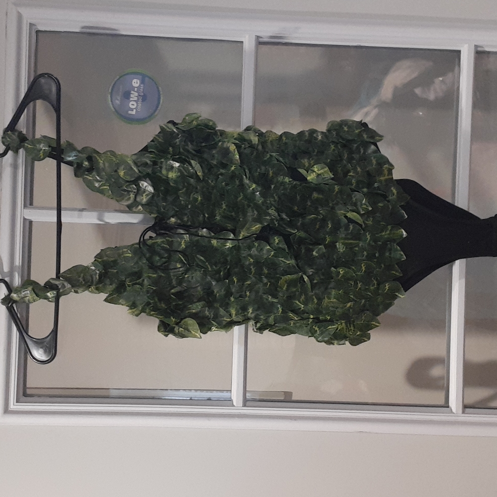 Leaf custome onsie